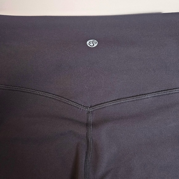 Dharma Bums Airbrush Lite Balance 7/8 Legging, Charcoal, Size 12, Like New! - Picture 6 of 9